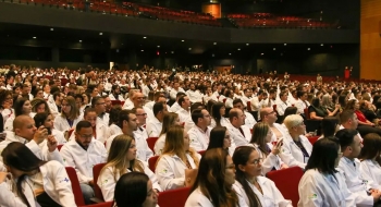 Brasil tem 575.930 médicos ativos: 2,81 por mil habitantes